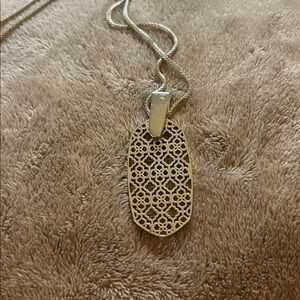 Kendra Scott Filigree Pendant Necklace 30” Adjustable Chain